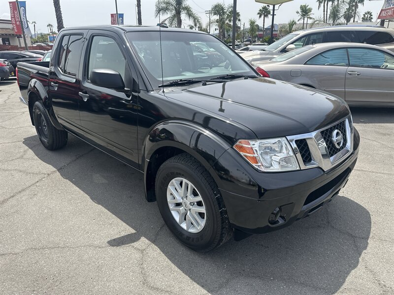 2018 Nissan Frontier Crew Cab SV - Photo 3 - National City, CA 91950