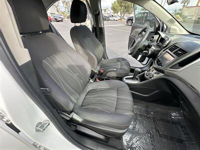 2016 Chevrolet Sonic LT Auto   - Photo 9 - 
