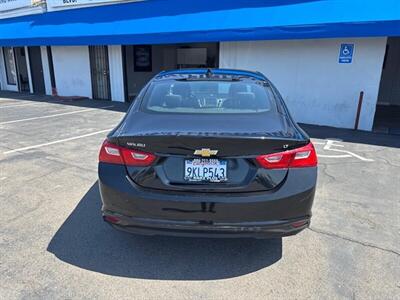 2016 Chevrolet Malibu LT   - Photo 4 - 