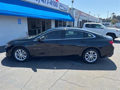 2016 Chevrolet Malibu LT   - Photo 2 - 