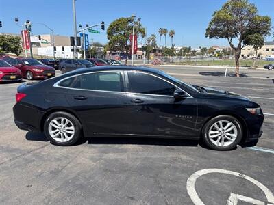 2016 Chevrolet Malibu LT   - Photo 6 - 