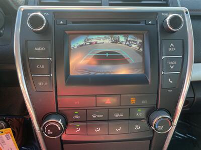 2016 Toyota Camry SE   - Photo 12 - 