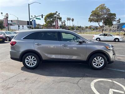 2019 Kia Sorento LX   - Photo 6 - National City, CA 91950