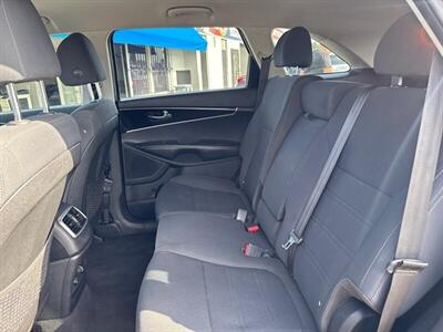 2019 Kia Sorento LX   - Photo 11 - National City, CA 91950