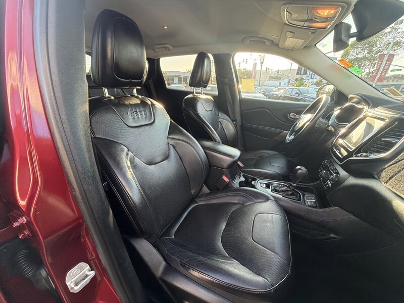 2019 Jeep Cherokee Limited - Photo 12 - National City, CA 91950