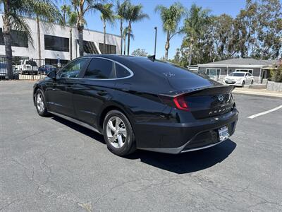 2021 Hyundai SONATA SE - Photo 3 -