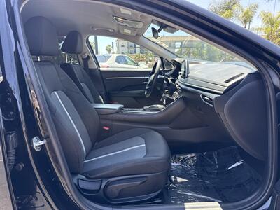 2021 Hyundai SONATA SE - Photo 12 -
