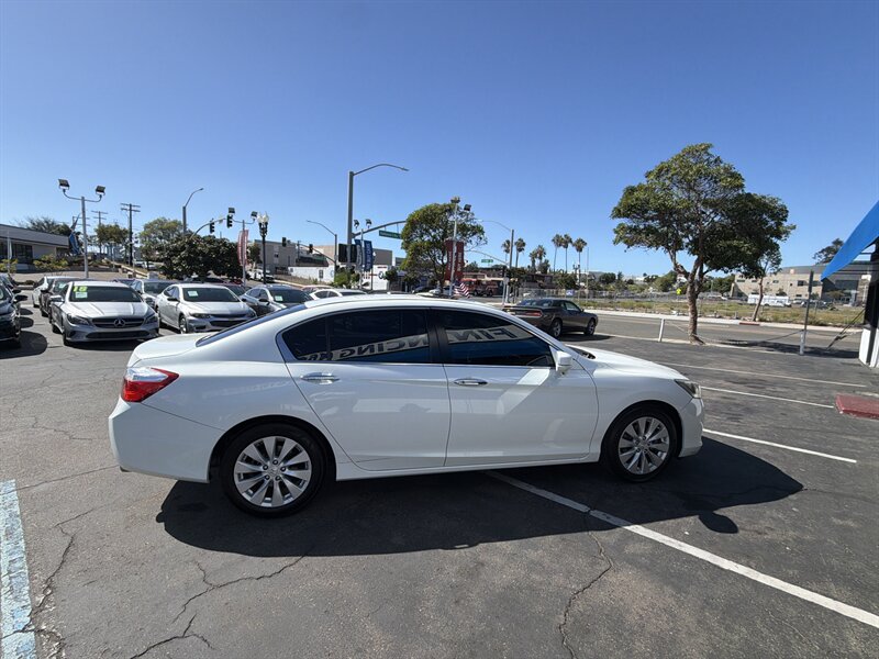 2014 Honda Accord EX - Photo 7 -