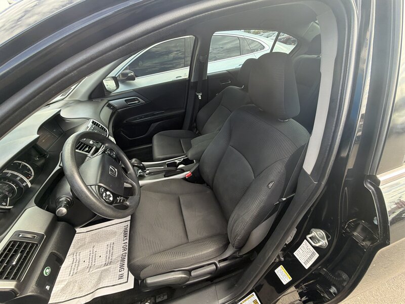 2015 Honda Accord LX - Photo 7 - National City, CA 91950