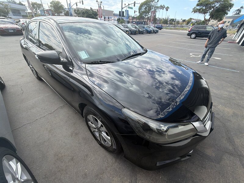 2015 Honda Accord LX - Photo 5 - National City, CA 91950
