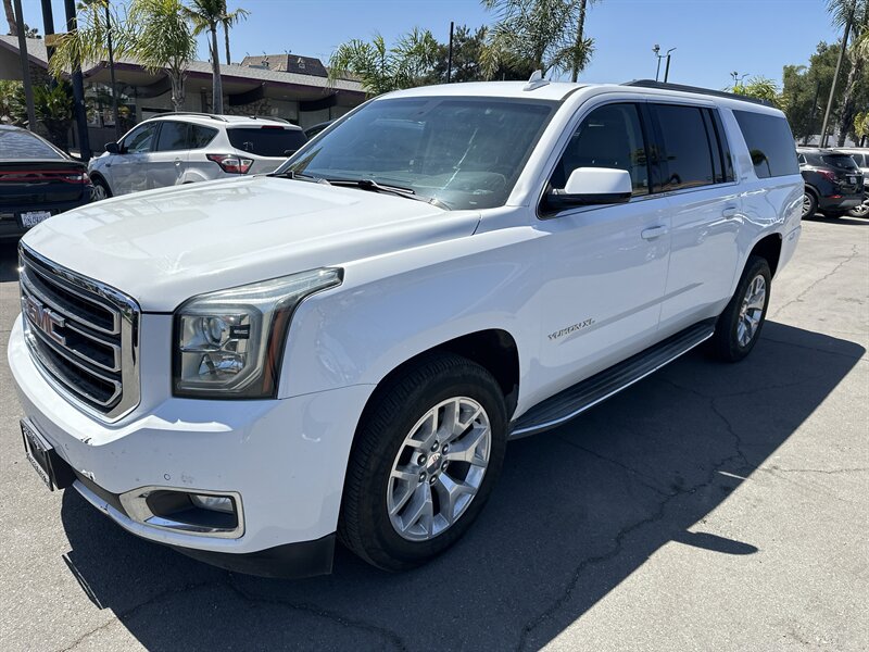 2018 GMC Yukon 2WD SLE's photo