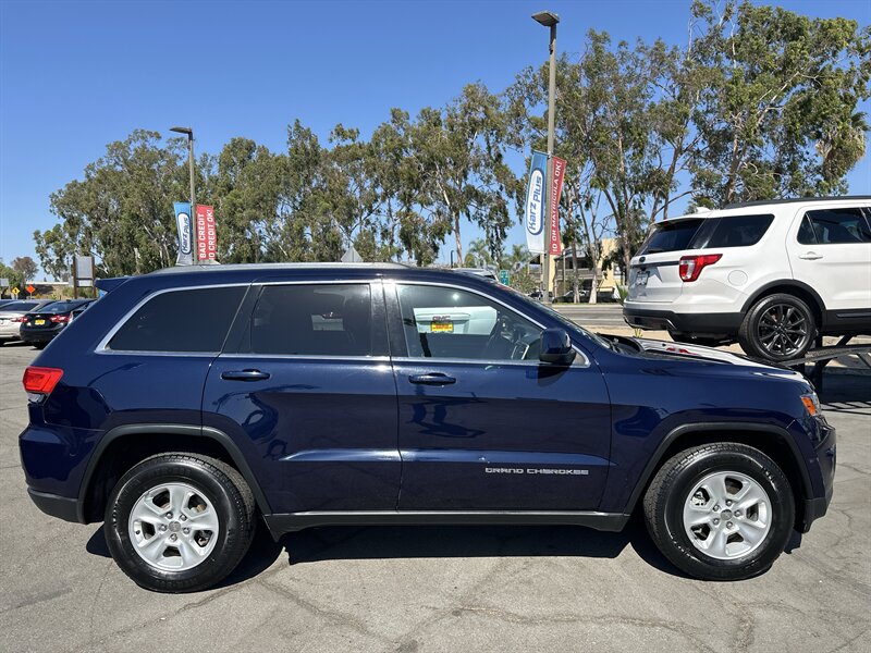 2014 Jeep Grand Cherokee Laredo - Photo 2 -