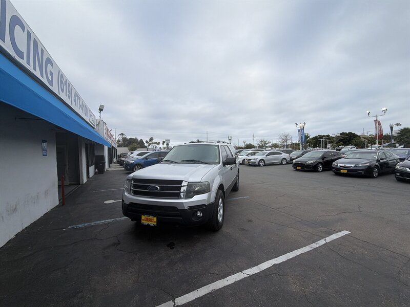 2016 Ford Expedition's photo