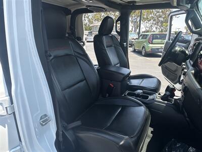 2021 Jeep Gladiator Rubicon   - Photo 9 - National City, CA 91950