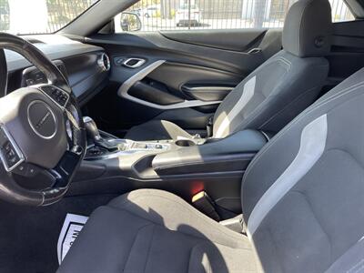 2019 Chevrolet Camaro LT   - Photo 10 - 