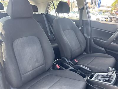 2021 Hyundai VENUE SE   - Photo 12 - National City, CA 91950