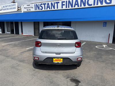 2021 Hyundai VENUE SE   - Photo 4 - National City, CA 91950