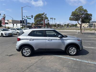 2021 Hyundai VENUE SE   - Photo 6 - National City, CA 91950