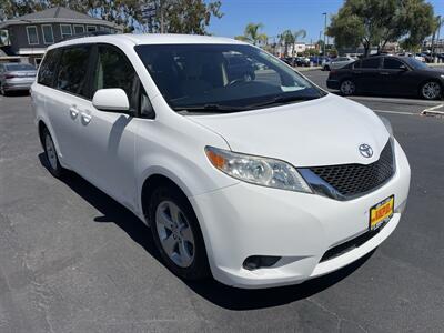 2015 Toyota Sienna LE 8-Passenger - Photo 7 -