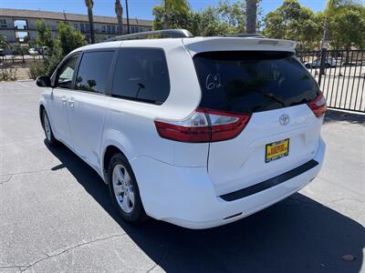 2015 Toyota Sienna LE 8-Passenger - Photo 3 -