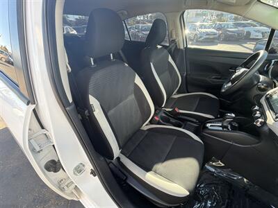 2021 Nissan Versa SV - Photo 12 -