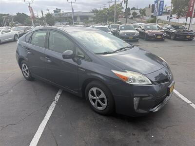 2013 Toyota Prius Two   - Photo 8 - 