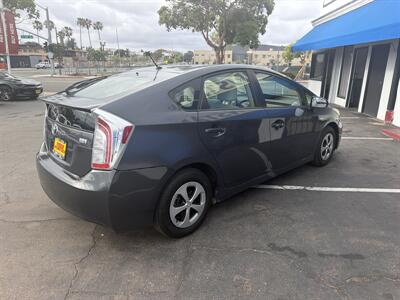 2013 Toyota Prius Two   - Photo 6 - 