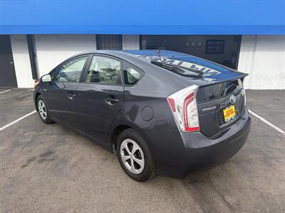 2013 Toyota Prius Two   - Photo 4 - 