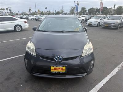 2013 Toyota Prius Two   - Photo 2 - 