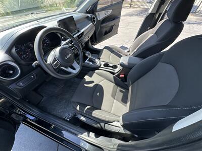 2023 Kia Forte LXS   - Photo 13 - 
