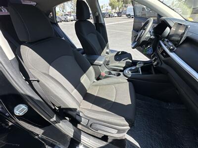 2023 Kia Forte LXS   - Photo 9 - 