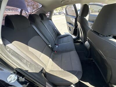 2023 Kia Forte LXS   - Photo 10 - 