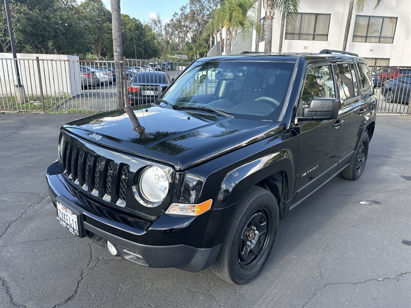 2017 Jeep Patriot Sport's photo