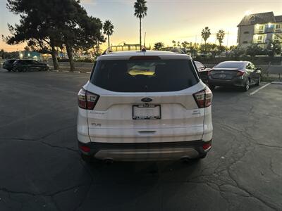 2018 Ford Escape SE   - Photo 6 - 