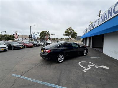 2019 Chevrolet Malibu LT - Photo 5 - National City, CA 91950