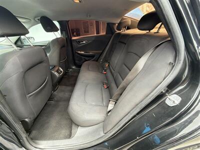 2019 Chevrolet Malibu LT - Photo 11 - National City, CA 91950