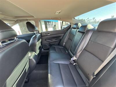 2021 Nissan Altima 2.5 SR   - Photo 11 - 