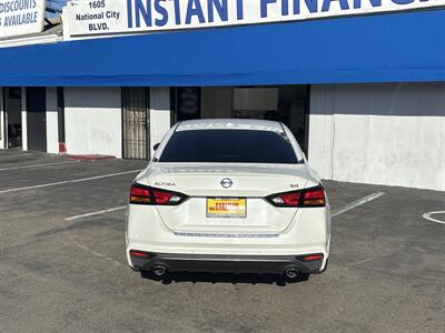 2021 Nissan Altima 2.5 SR   - Photo 4 - 