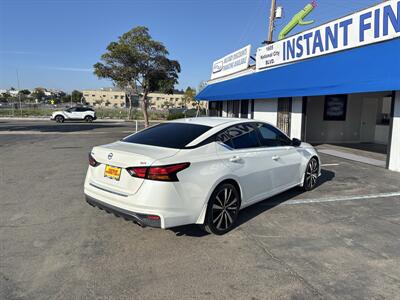2021 Nissan Altima 2.5 SR   - Photo 5 - 