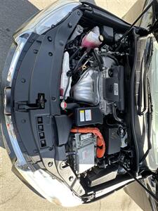 2016 Toyota Camry Hybrid XLE - Photo 15 -