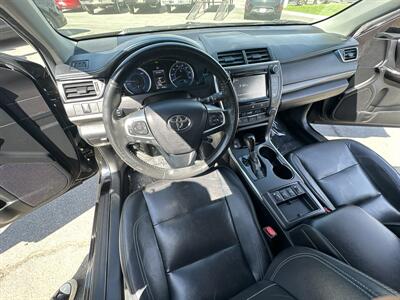 2016 Toyota Camry Hybrid XLE - Photo 13 -