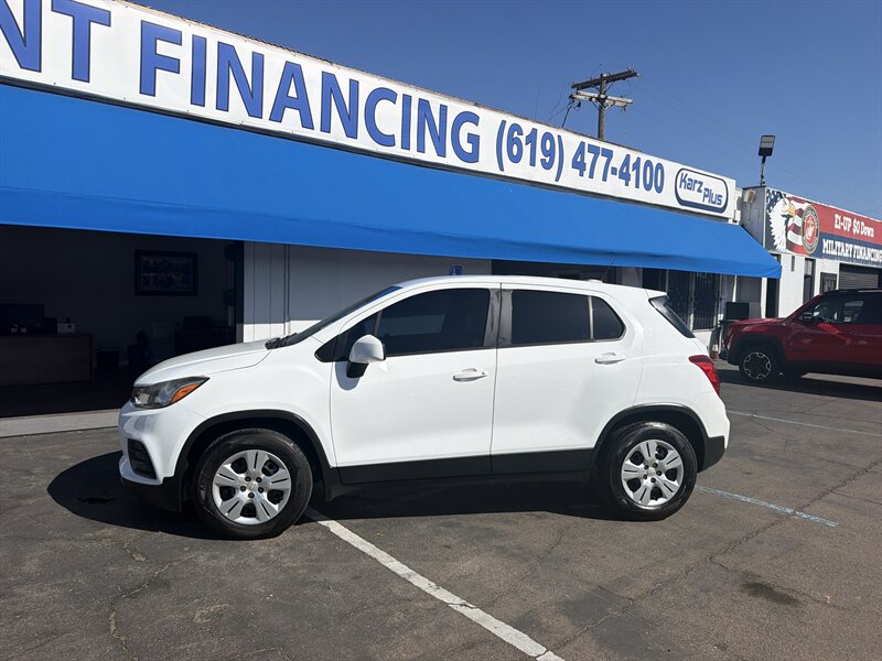 2017 Chevrolet Trax LS - Photo 3 - National City, CA 91950