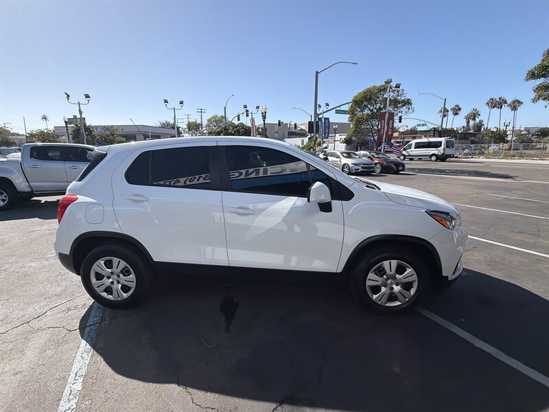 2017 Chevrolet Trax LS - Photo 7 - National City, CA 91950