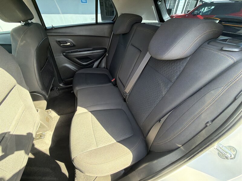 2017 Chevrolet Trax LS - Photo 12 - National City, CA 91950