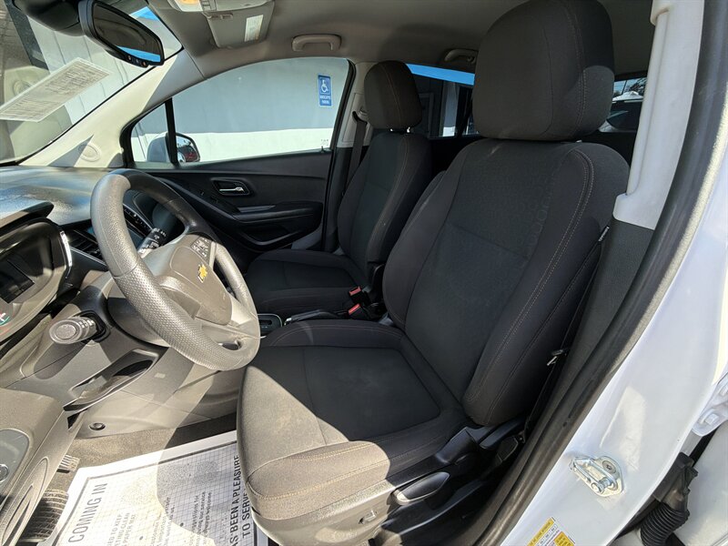 2017 Chevrolet Trax LS - Photo 11 - National City, CA 91950