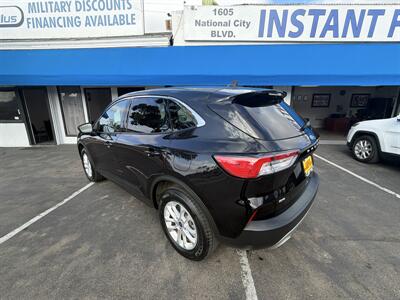 2022 Ford Escape SE   - Photo 3 - National City, CA 91950