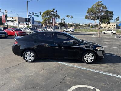 2016 Dodge Dart SE - Photo 6 -