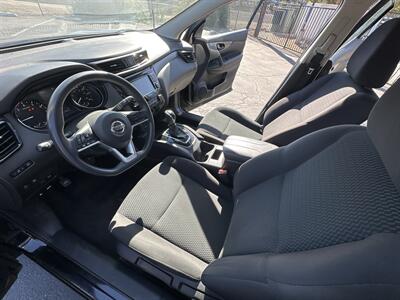 2020 Nissan Rogue Sport S   - Photo 12 - 