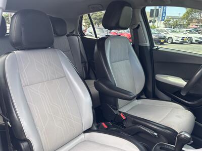 2020 Chevrolet Trax LT   - Photo 12 - 