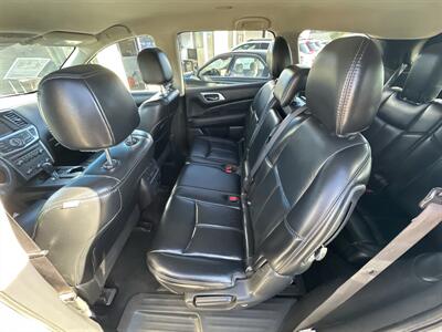 2017 Nissan Pathfinder SL   - Photo 11 - National City, CA 91950